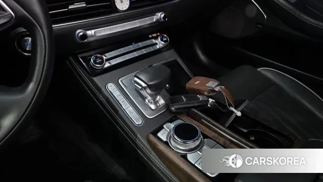 Genesis G90 id 3736900 из Кореи 19