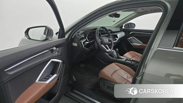 Audi Q3 (F3) id 4986351 из Кореи 32