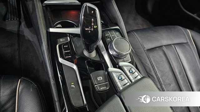 BMW 5 Series (G30) id 5014004 из Кореи 19