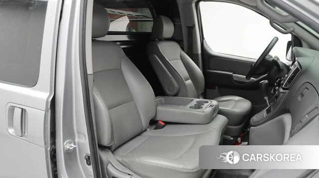 Hyundai The New Grand Starex id 4992455 из Кореи 19