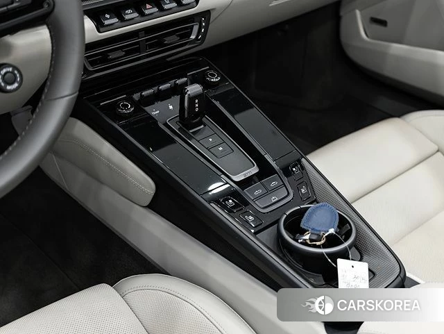 Porsche 911(992) id 5022525 из Кореи 19