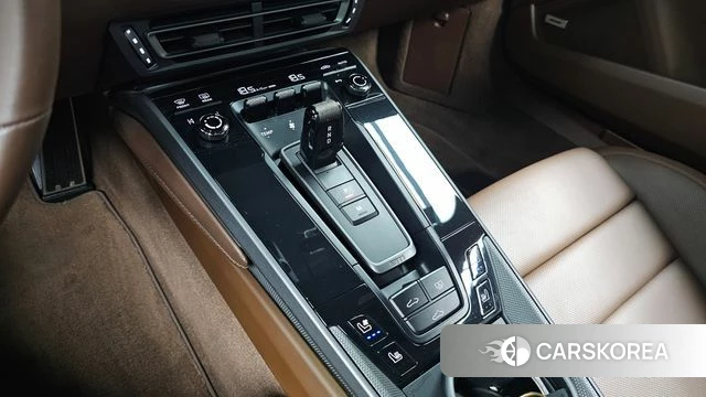 Porsche 911(992) id 4741396 из Кореи 19