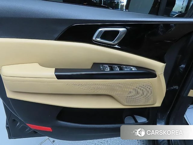Kia Carnival 4th generation id 4893472 из Кореи 19