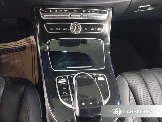 Mercedes-Benz E-Class W213 id 4948930 из Кореи 19