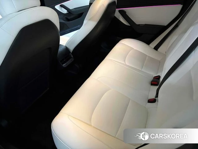 Tesla Model 3 id 4637587 из Кореи 10
