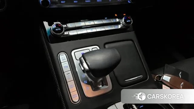 Genesis G90 id 3402817 из Кореи 19