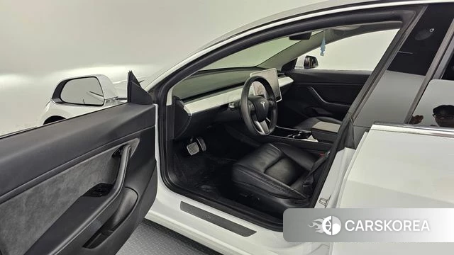 Tesla Model 3 id 4683761 из Кореи 30