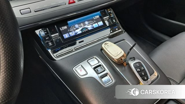 Hyundai The New Grandeur IG id 4675843 из Кореи 37