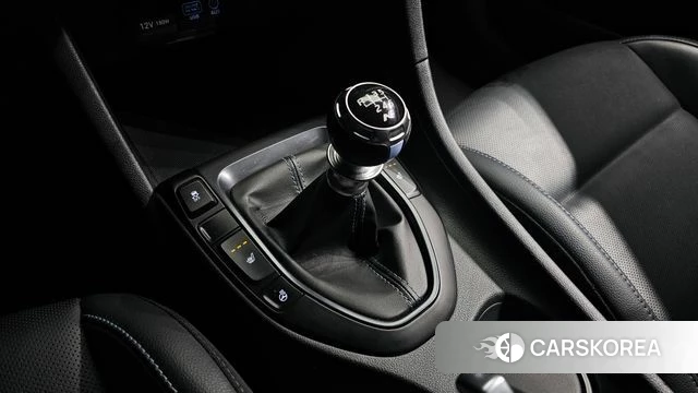 Hyundai Veloster (JS) id 4677673 из Кореи 34