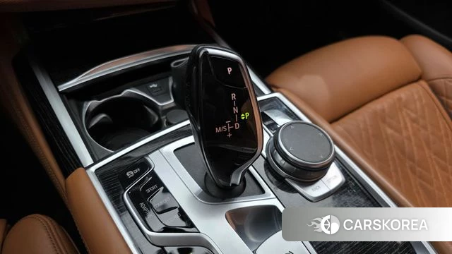 BMW 7 Series (G11) id 4998152 из Кореи 37