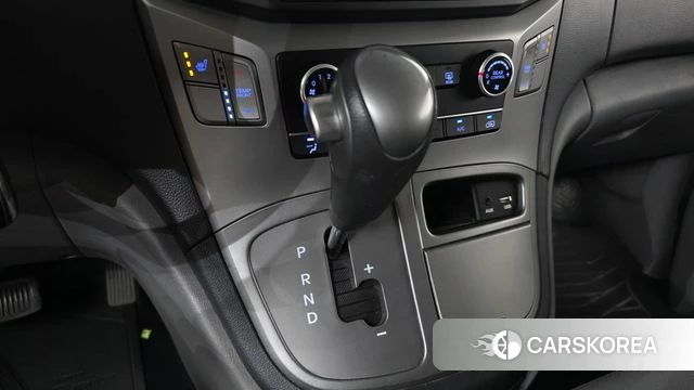 Hyundai The New Grand Starex id 4667103 из Кореи 19