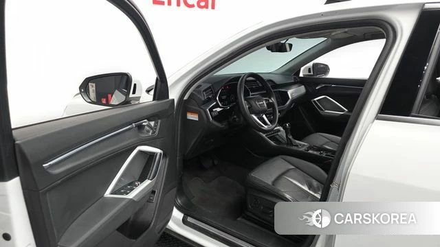 Audi Q3 (F3) id 5053844 из Кореи 30