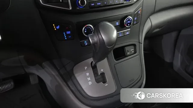 Hyundai The New Grand Starex id 3060758 из Кореи 19
