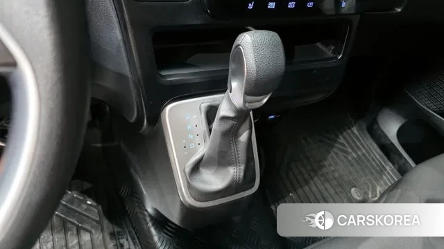 Hyundai Staria id 3115859 из Кореи 19