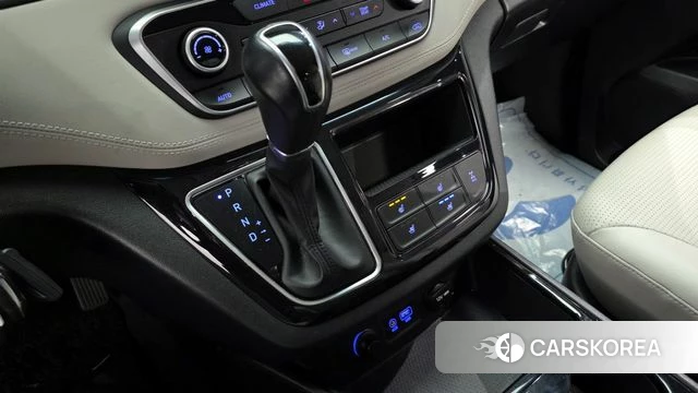 Hyundai The New Grand Starex id 4626116 из Кореи 19