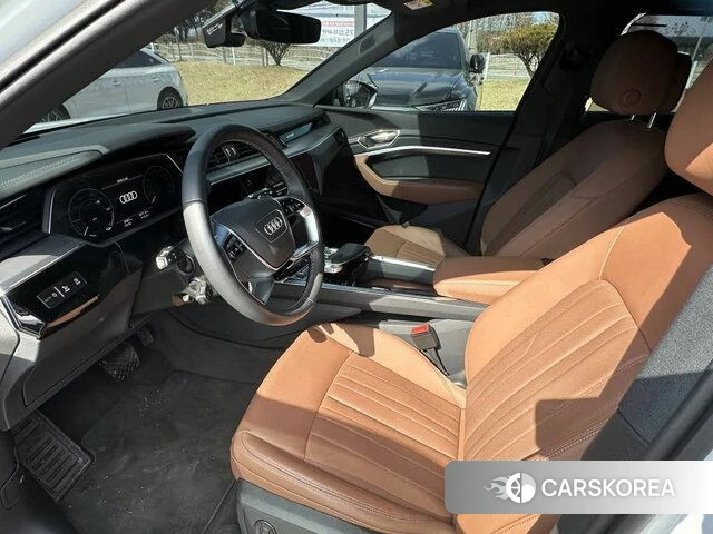 Audi Q8 e-Tron (GE) id 4602561 из Кореи 17