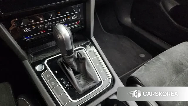 Volkswagen Passat GT (B8) id 3681324 из Кореи 19