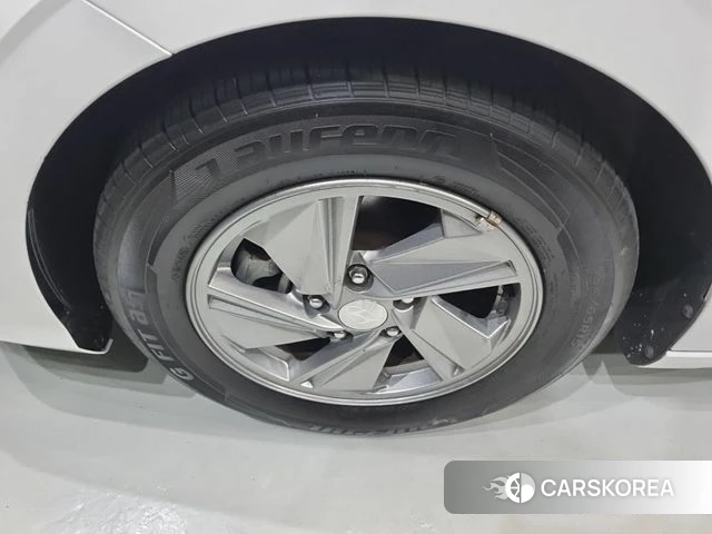 Hyundai The New Avante (CN7) id 5033648 из Кореи 19