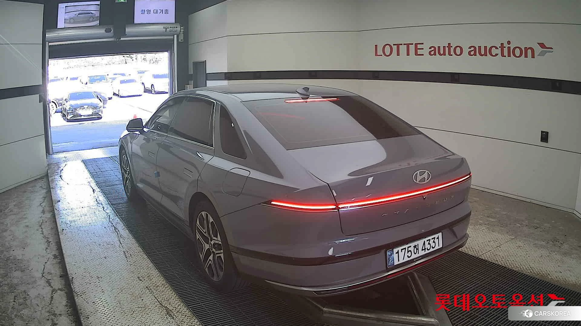 Hyundai Grandeur Hybrid id 4990007 из Кореи 36