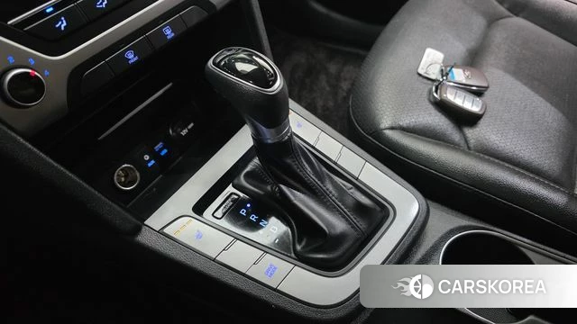 Hyundai Avante AD id 4713268 из Кореи 29