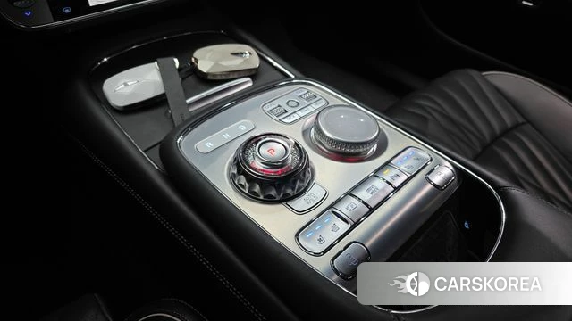 Genesis G90 (RS4) id 5012353 из Кореи 19