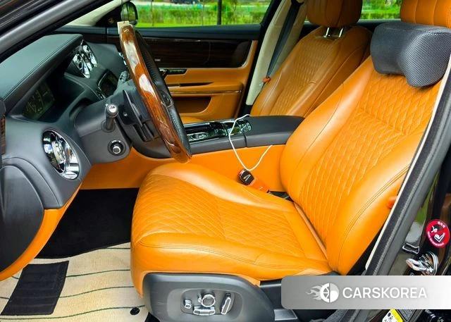 Jaguar All New XJ id 4988380 из Кореи 19