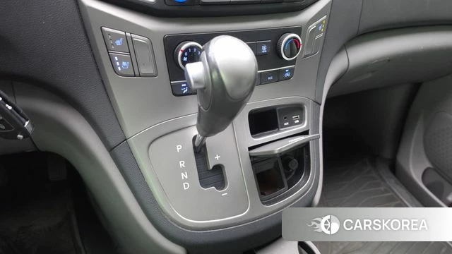 Hyundai The New Grand Starex id 5042288 из Кореи 30