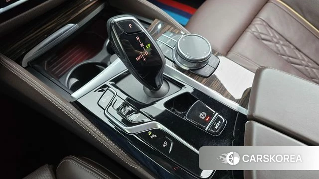 BMW 5 Series (G30) id 4976761 из Кореи 19