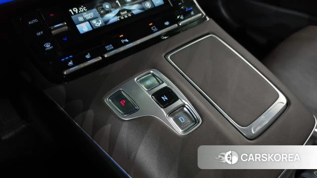 Hyundai The New Grandeur IG Hybrid id 5023442 из Кореи 32