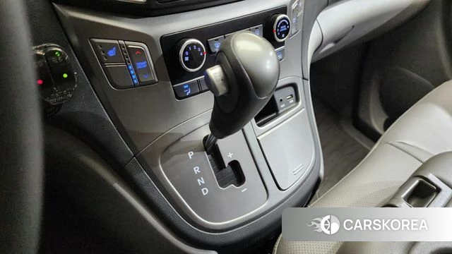 Hyundai The New Grand Starex id 4708141 из Кореи 19