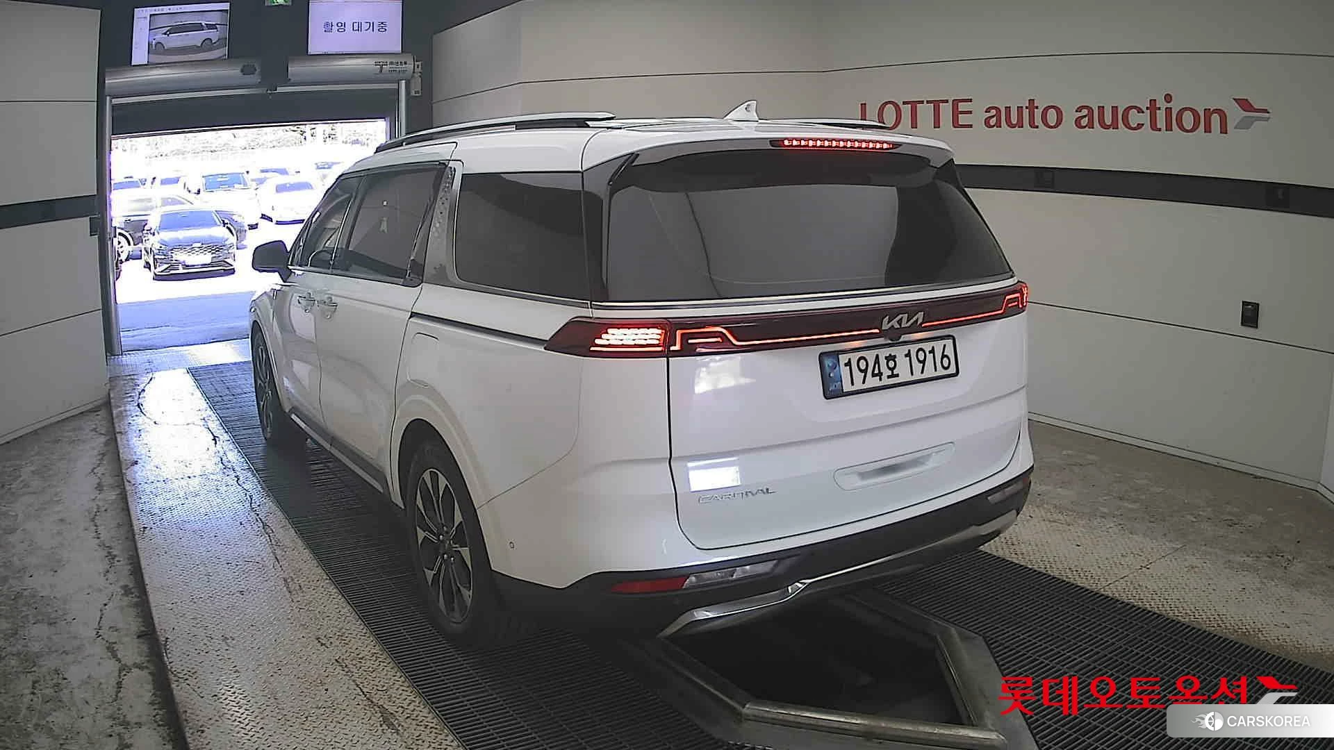 Kia Carnival id 4990044 из Кореи 37