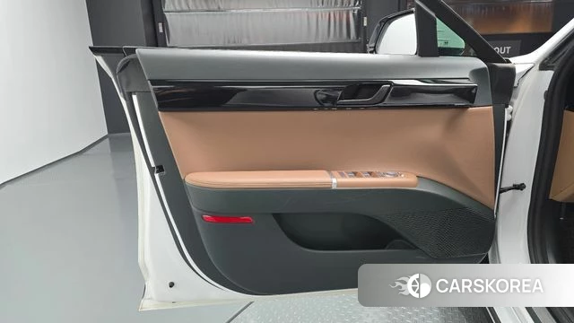 Hyundai Grandeur Hybrid (GN7) id 4965434 из Кореи 33