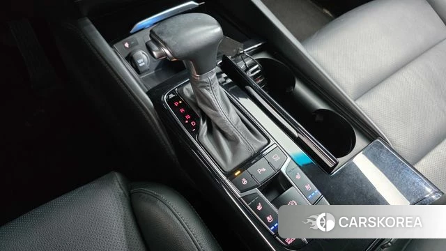 Kia All New K7 Hybrid id 5035540 из Кореи 19