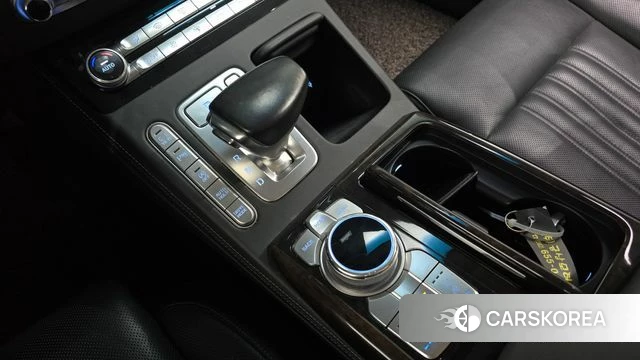 Genesis G90 id 4937498 из Кореи 34
