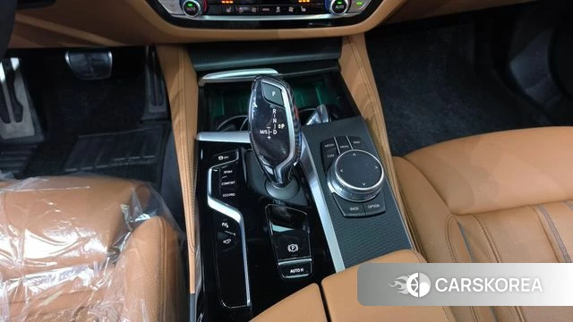 BMW 5 Series (G30) id 4981040 из Кореи 31