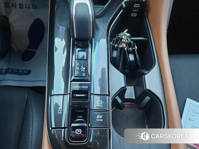 Toyota Crown Crossover id 5015900 из Кореи 19