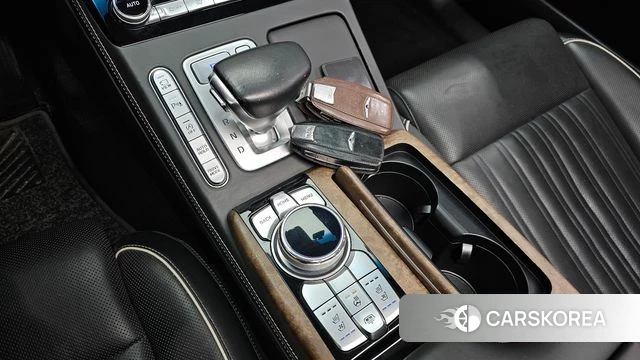 Genesis G90 id 5029076 из Кореи 35