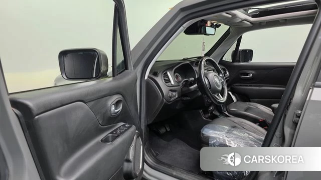 Jeep Renegade id 5048153 из Кореи 33