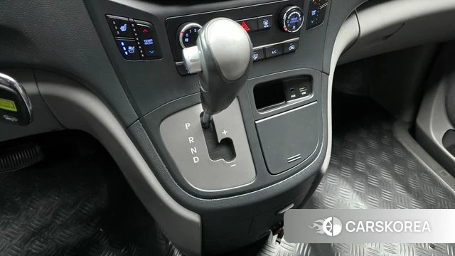 Hyundai The New Grand Starex id 4652064 из Кореи 32