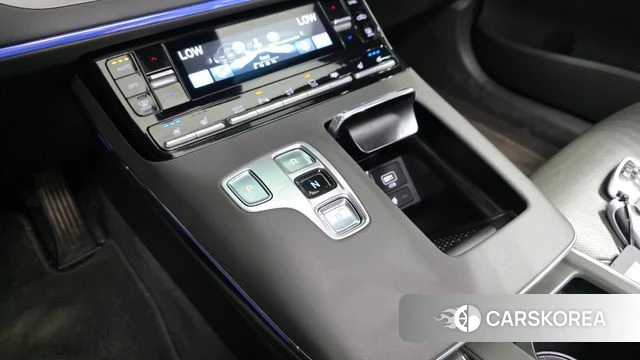 Hyundai The New Grandeur IG id 5028028 из Кореи 35