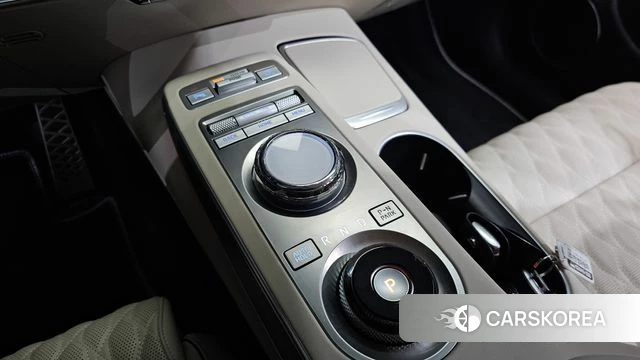 Genesis GV70 id 4957804 из Кореи 32