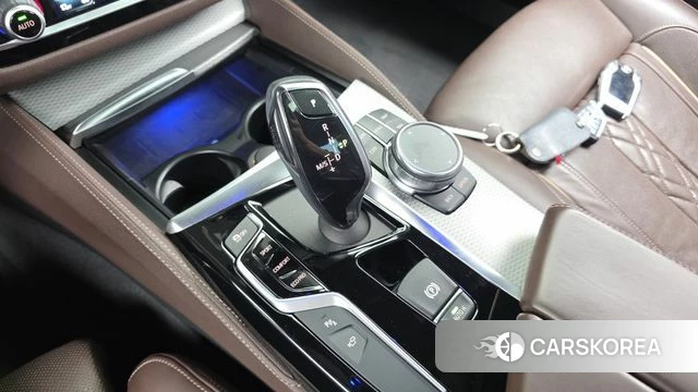 BMW 5 Series (G30) id 4978103 из Кореи 30