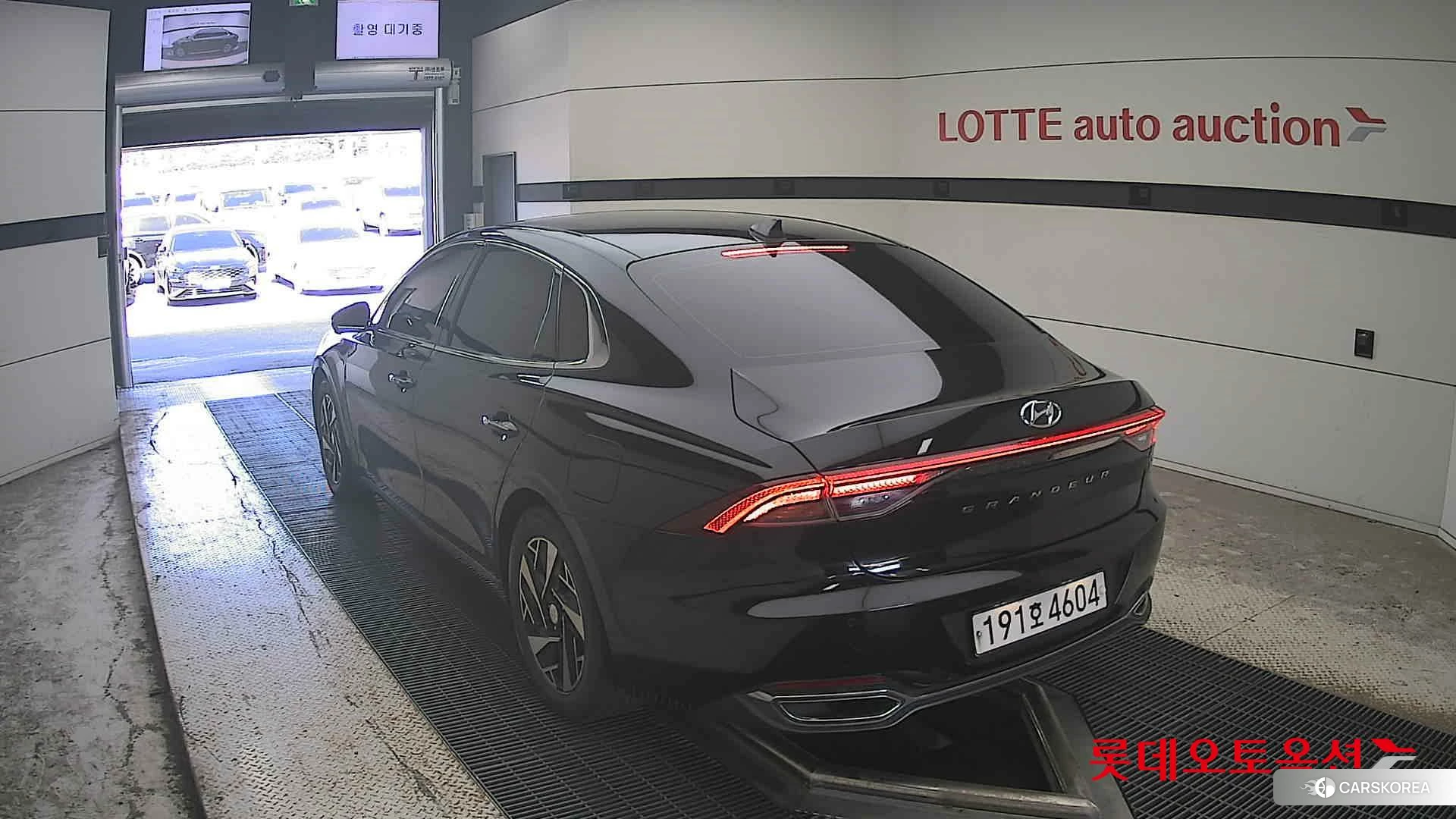 Hyundai Grandeur Hybrid id 4990027 из Кореи 36