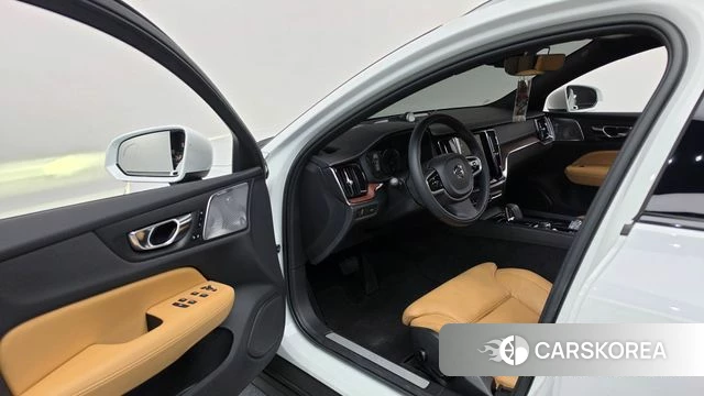 Volvo V60 Cross-Country 2nd Generation id 4991776 из Кореи 36