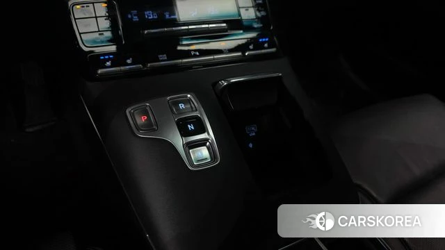 Hyundai The New Grandeur IG Hybrid id 5027679 из Кореи 19