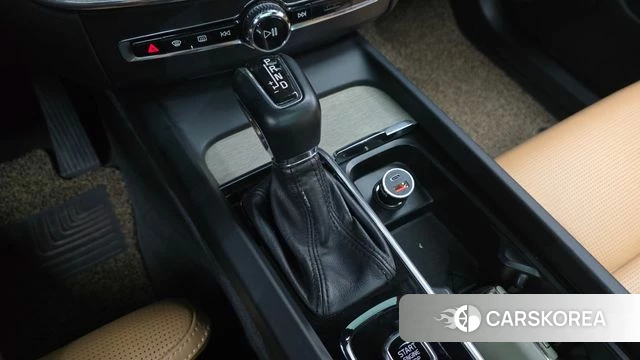 Volvo XC60 second Generation id 4953192 из Кореи 19