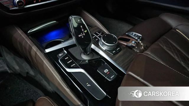 BMW 5 Series (G30) id 4943445 из Кореи 19