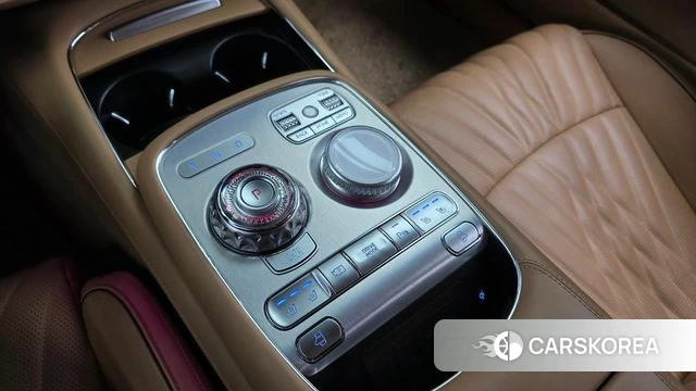 Genesis G90 (RS4) id 4991358 из Кореи 19