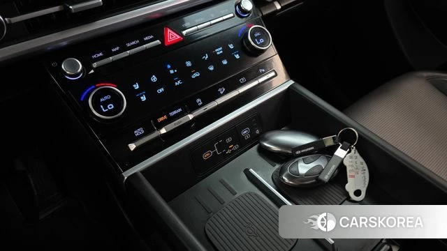 Hyundai Santa Fe (MX5) id 4782942 из Кореи 31