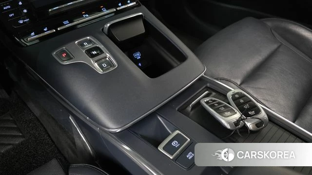 Hyundai The New Grandeur IG id 4780182 из Кореи 29